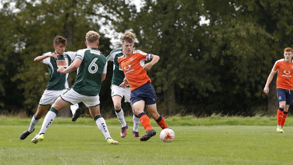 Prediksi Skor Luton Town vs Southend United 22 Agustus 2018